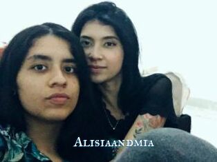 alisiaandmia sexchat