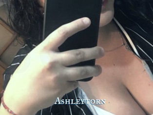 ashleytorn sexchat