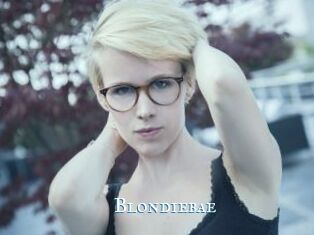 Blondiebae