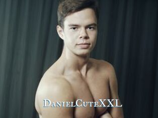 DanielCuteXXL sexchat