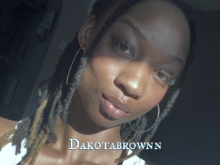 Dakotabrownn
