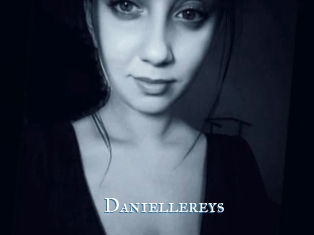 daniellereys sexchat