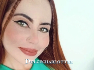 dulcecharlottee sexchat