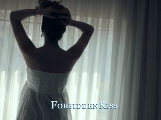 ForbiddenKiss_