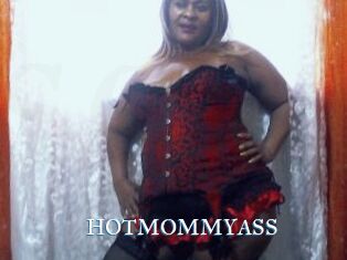 HOTMOMMYASS