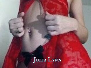 Julia_Lynn