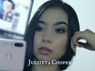 Juliieta_Cooper
