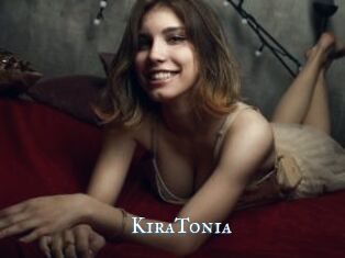 KiraTonia