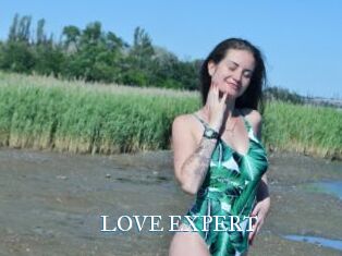 LOVE_EXPERT