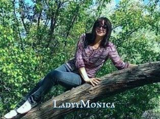 LadyyMonica