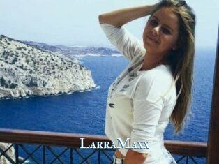 LarraMaxx