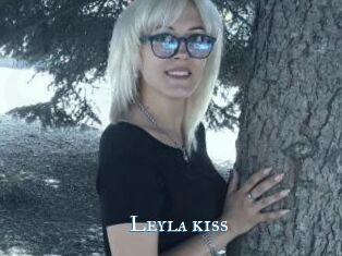Leyla_kiss