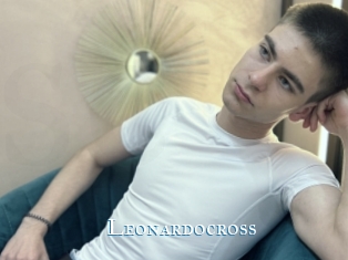 Leonardocross