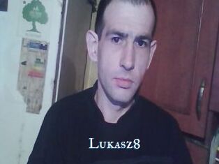 Lukasz8