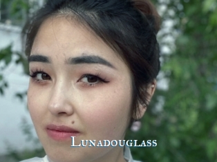 Lunadouglass
