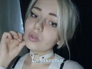 Lunarpetail
