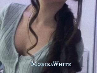 M0nikaWhite