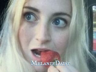 Melanie_Daisy
