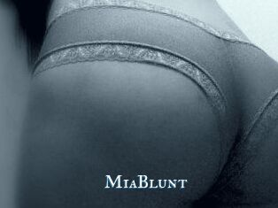 MiaBlunt