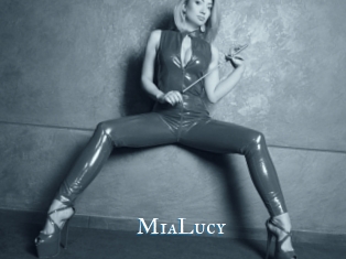 MiaLucy sexchat
