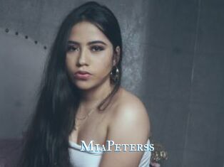 MiaPeterss