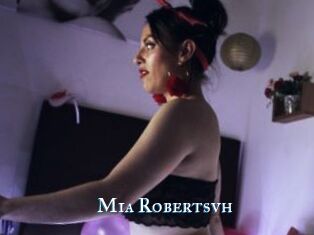 Mia_Robertsvh