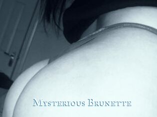 Mysterious_Brunette