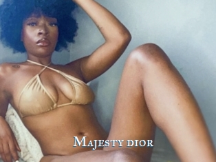 Majesty_dior