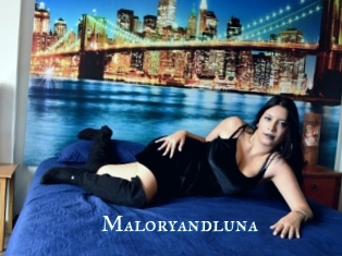 maloryandluna sexchat
