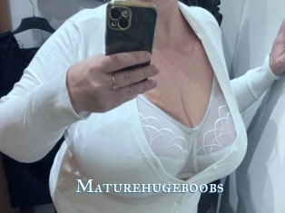 Maturehugeboobs