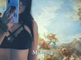 Mia_pink