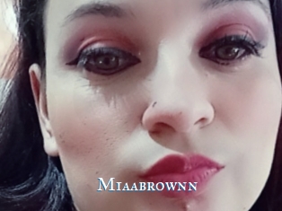 Miaabrownn