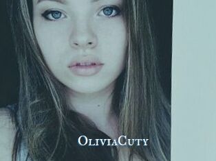 OliviaCuty sexchat
