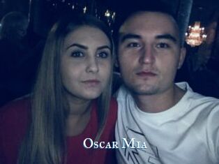 Oscar_Mia sexchat