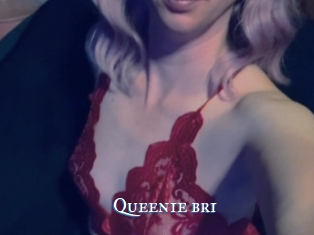 Queenie_bri