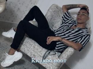 Ricardo_hoot