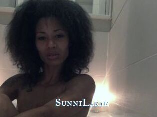 SunniLarae sexchat