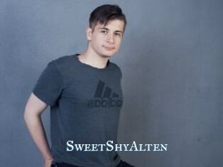 SweetShyAlten sexchat